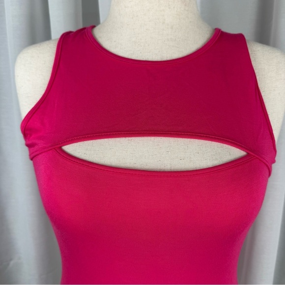 NWT Pink Tank Top with Cutout - Picture 2 of 4